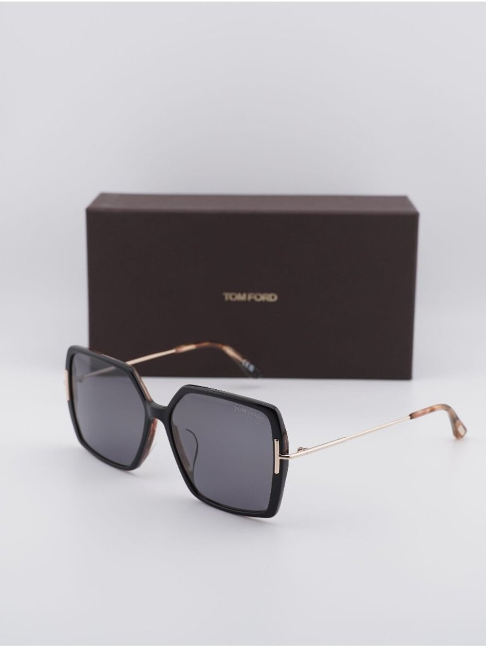 Tom Ford Joanna FT1039-F 05D Square Sunglasses - Black/Smoke Polarized